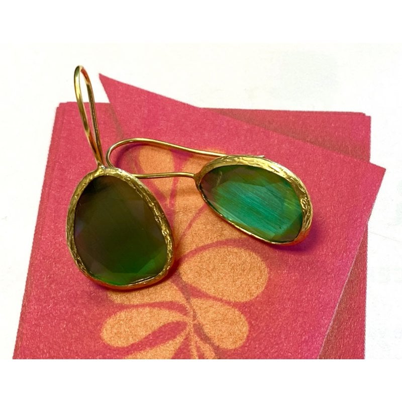 Oorbellen cateye steen smaragd groen