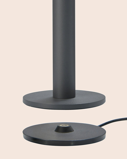 Lampadaire/lampe à piles Tubo pour une utilisation intérieure/extérieure, sans fil