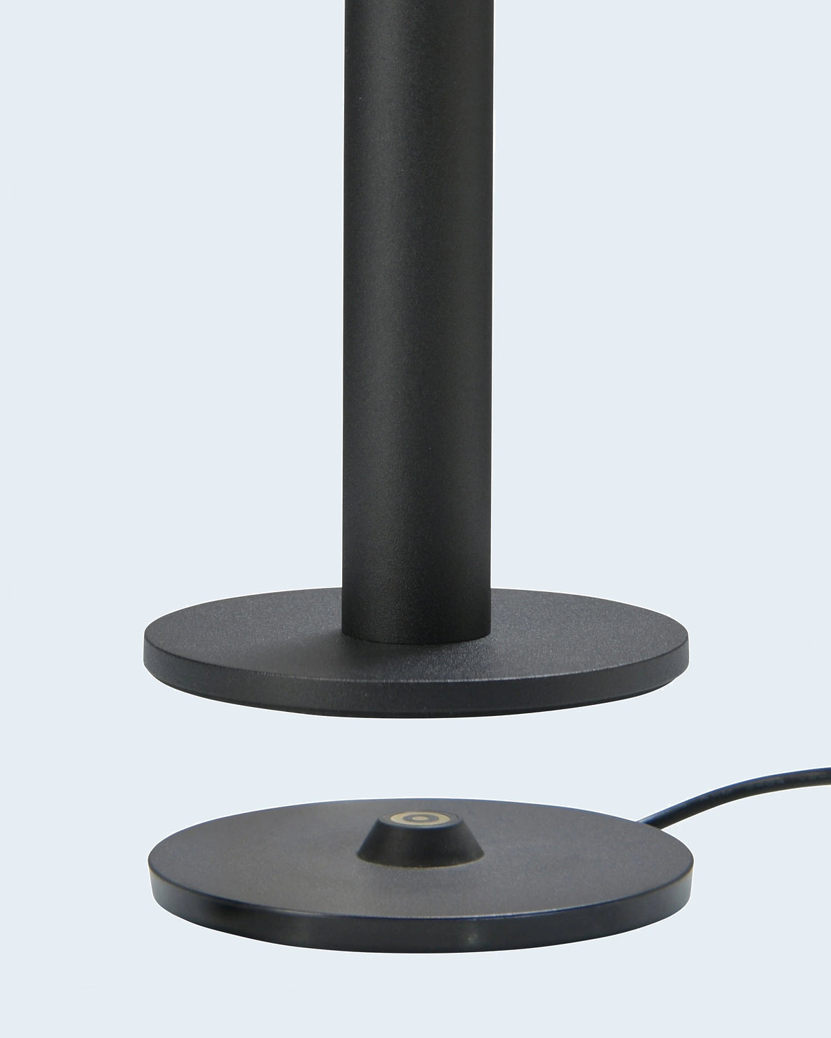 Tubo vloerlamp/acculamp zwart - 120cm - voor binnen/buiten / indoor/ outdoor - snoerloos - 2 lampen