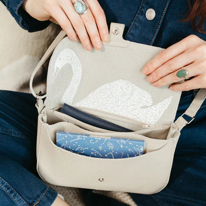 Keecie Wild Swan - Cement