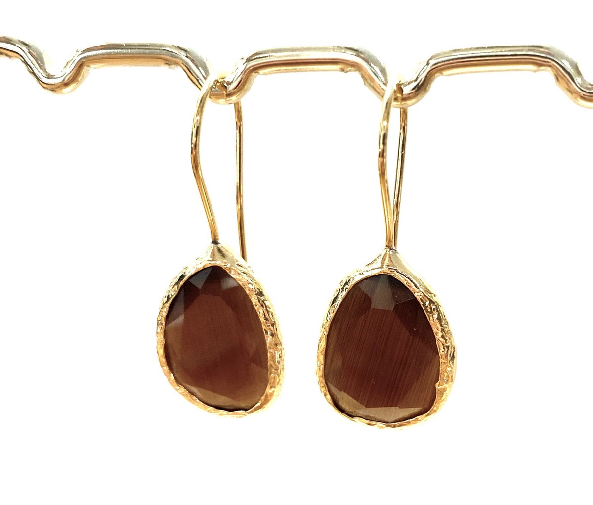 Chic Le Freak Cateye oorbellen - bruin in bruin