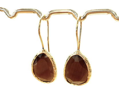 Chic Le Freak Cateye oorbellen - bruin in bruin