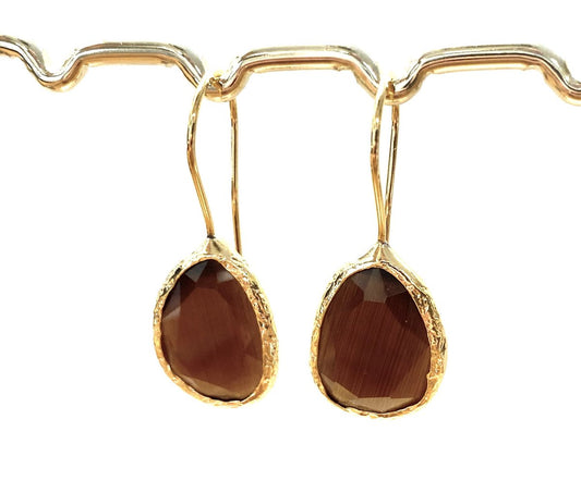 Chic Le Freak Cateye oorbellen - bruin in bruin