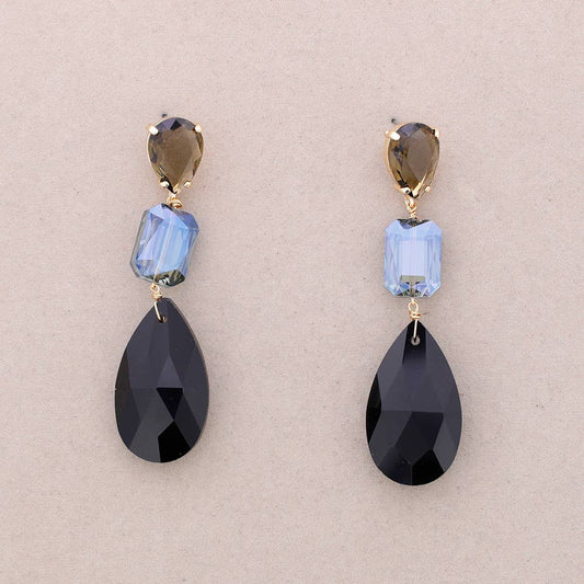 Gefacetteerde oorbellen met kristallen druppelvormige hanger: Zwart