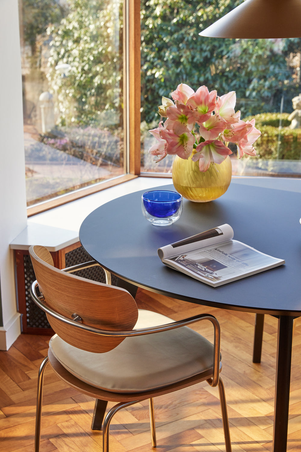 Kiosk Glass Bowl Blue