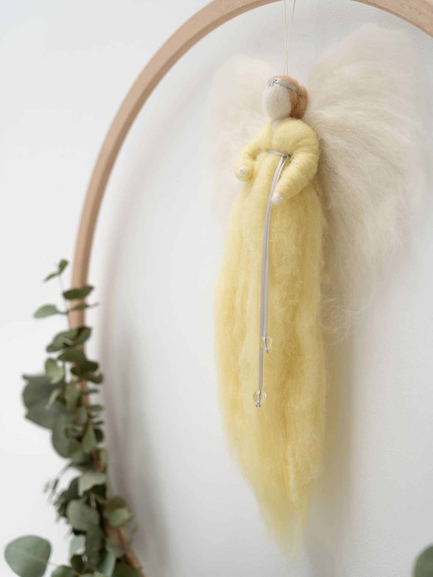 IRINI wool angel - pale yellow