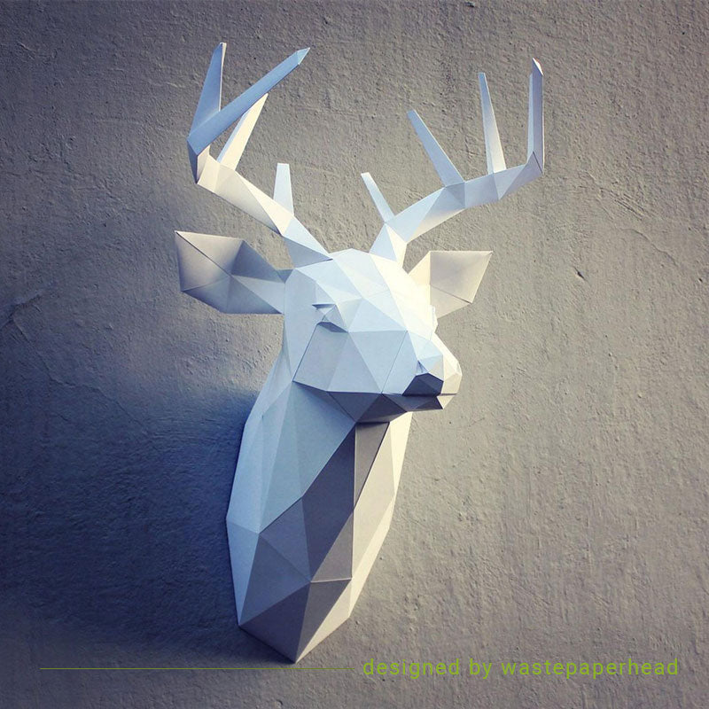 Volka hertenkop wit - 3D papercraft bouwpakket - opgebouwd model