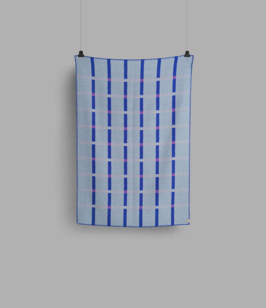 Knut plaid Cobolt Blue 135 x 200