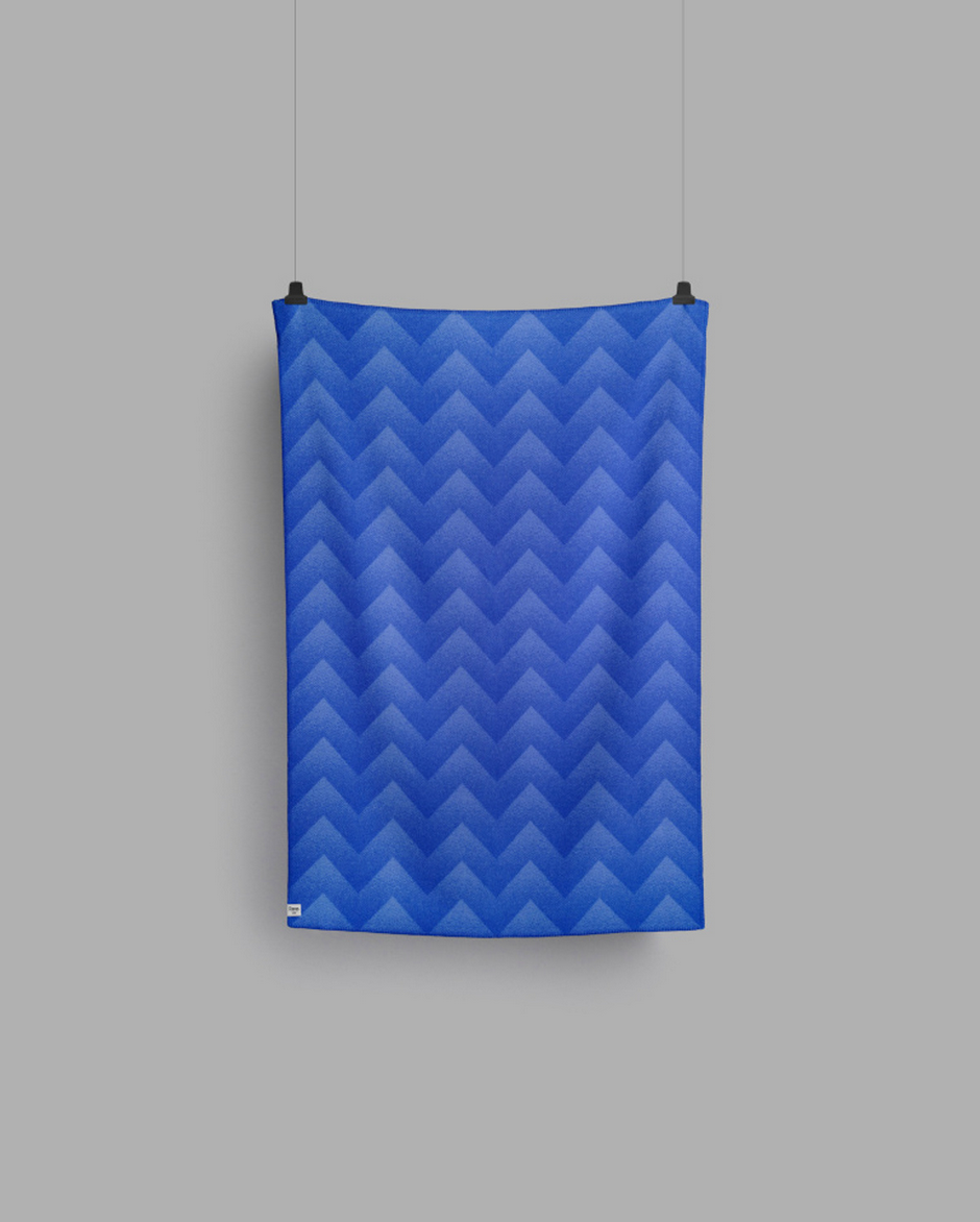 Lynild Blue Throw 200 x 135