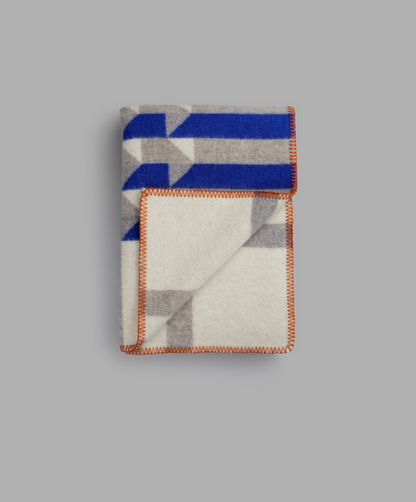 Kvam Blue Throw 200 x 135