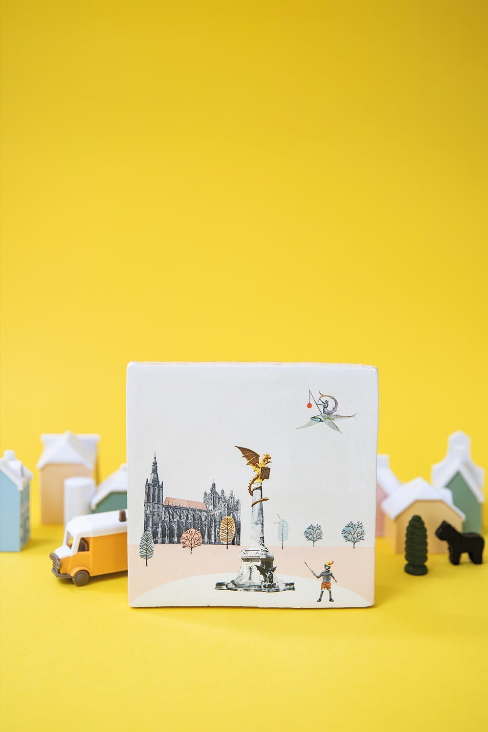 StoryTiles Sprookjesachtig Den Bosch: Sint-Jan, draak en bomen in interieur