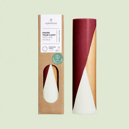Originalhome Pillar Diagonal Tall Burgundy Cream - productfoto op pastelachtergrond