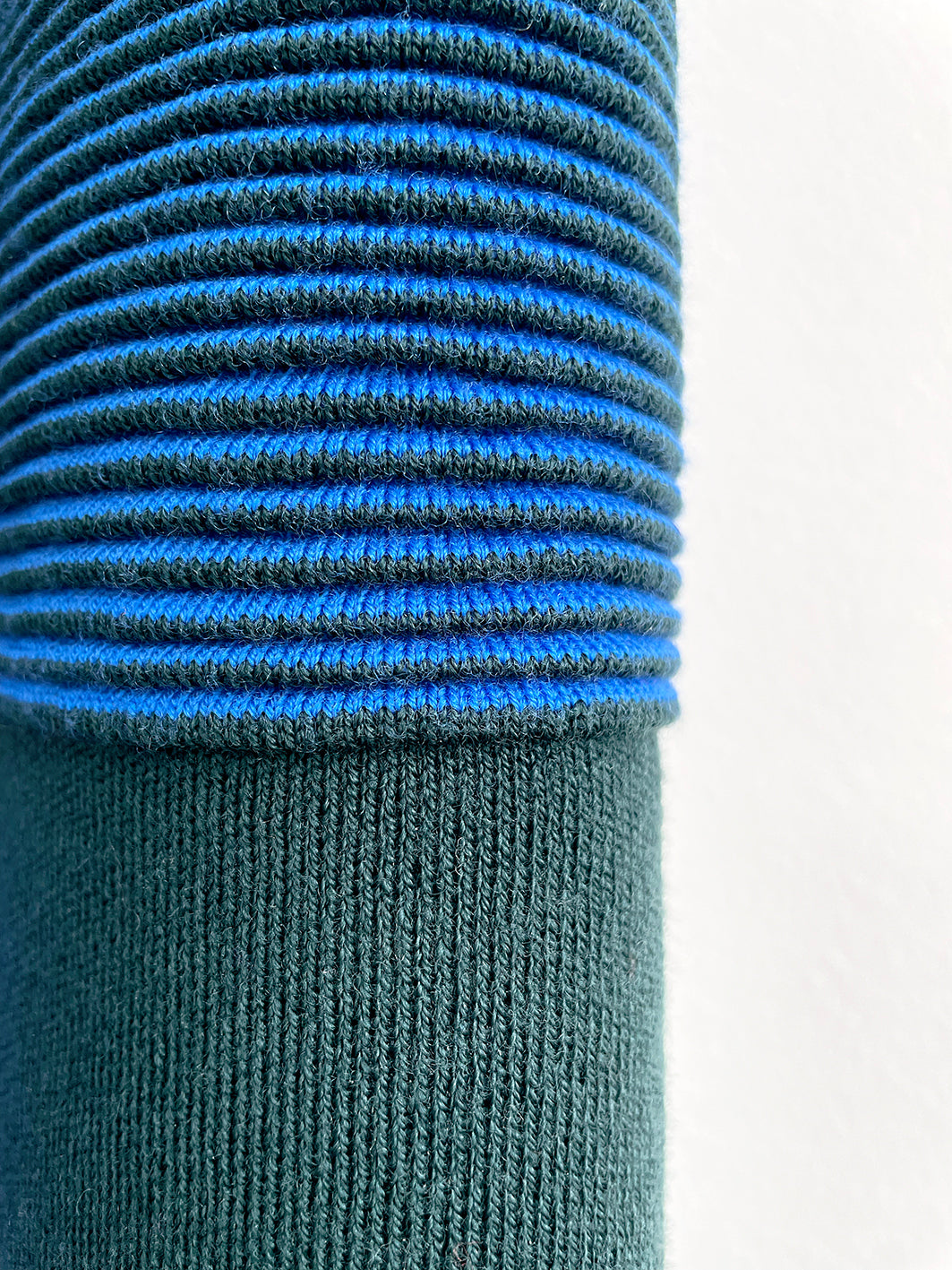 HILLY electric blue, forest green