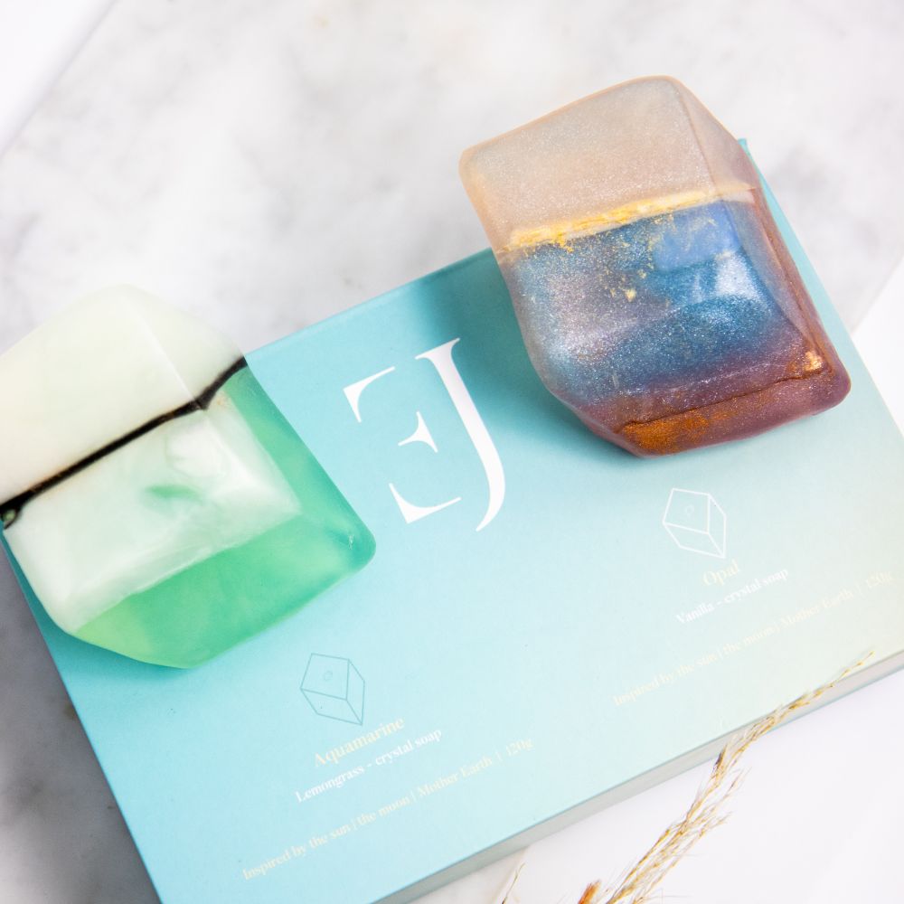 ExcluJess cadeauset kristalzepen Aquamarijn & Opaal, productfoto 2
