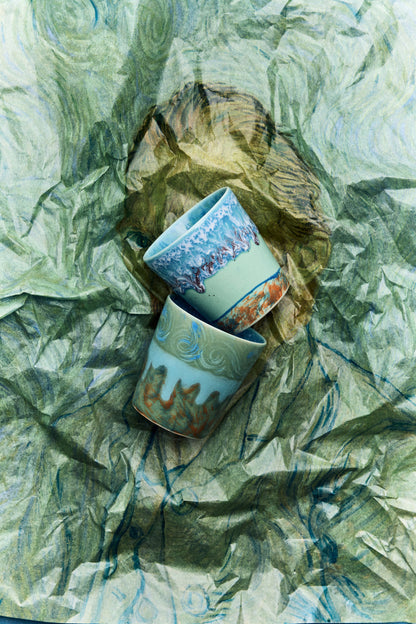 HKLIVING 70s Ceramics Van Gogh koffiemokken Self Portrait – set van 2 – sfeerfoto