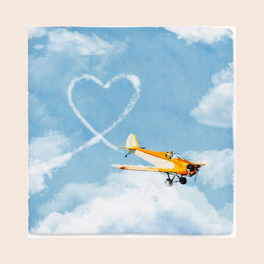 A loving expression op een egale pastelachtergrond