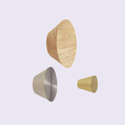Hübsch Cone wandhaken multicolour – set van 3 tegen een zachte pastelachtergrond (lila)