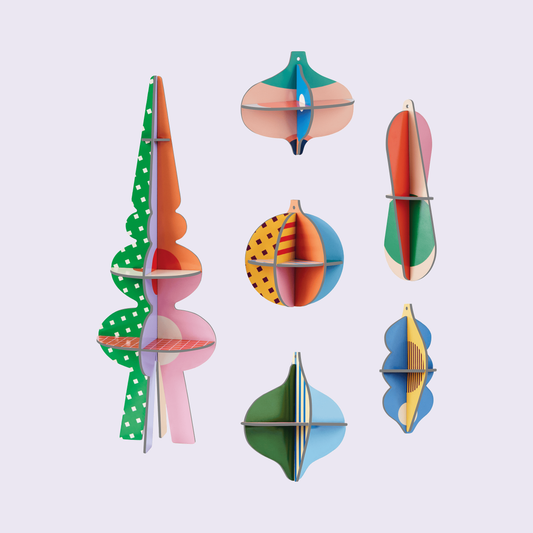 Studio Roof Polka Festive Set tegen een zachte pastelachtergrond (lila)