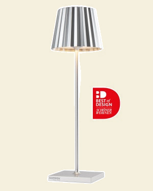 TROLL 2.0 - Buitenlamp, zilver tegen een zachte pastelachtergrond (botergeel)