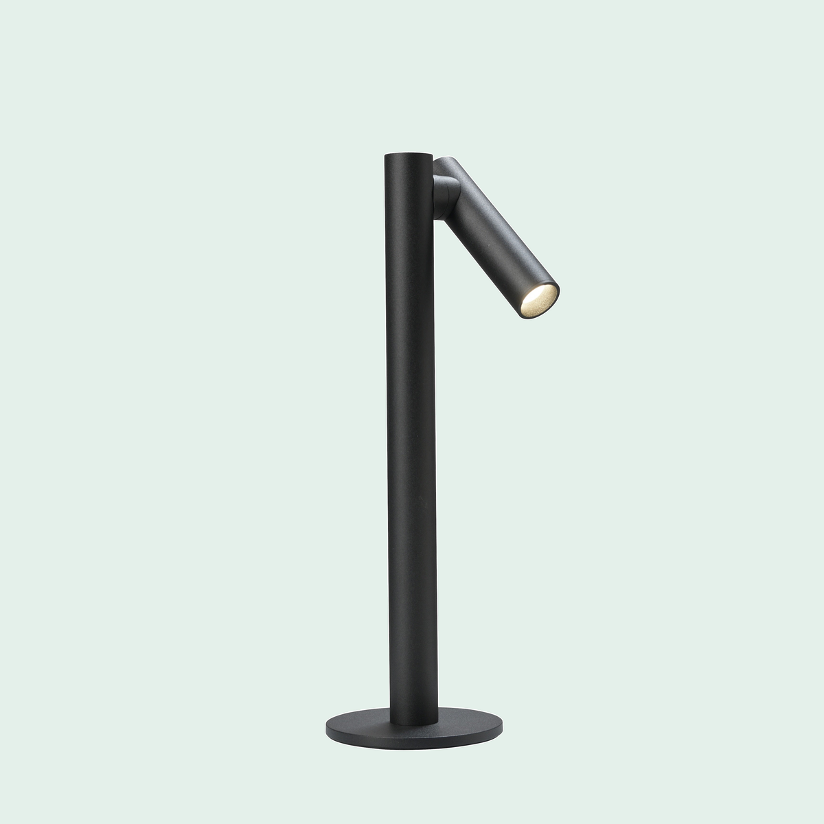 Tubo acculamp- 35cm - voor binnen/buiten / indoor/ outdoor   - snoerloos - Zwart tegen een zachte pastelachtergrond (mint)
