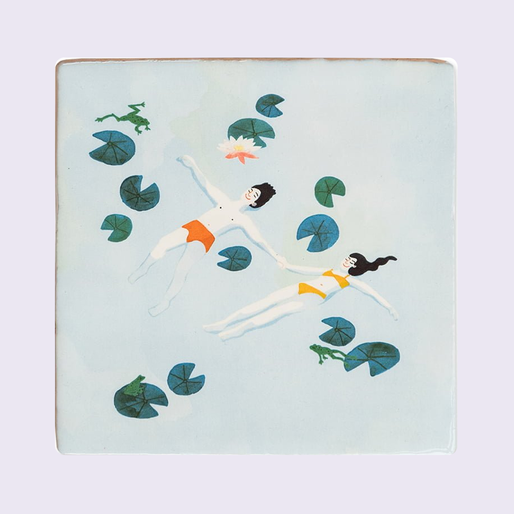 Dobberend in 't water - Just floating around op pastelachtergrond
