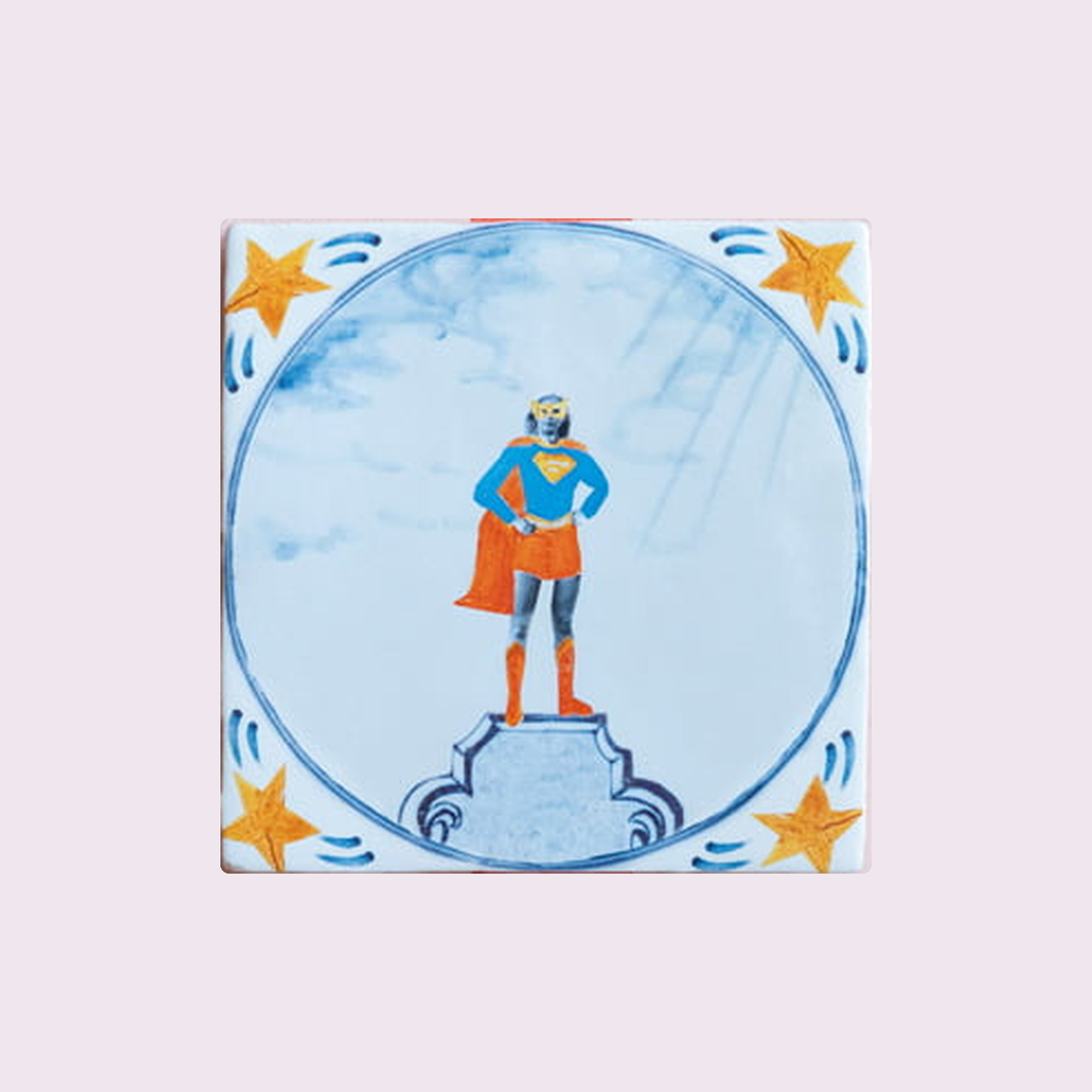 StoryTiles Superwoman, superheldin met rode cape op een keramische tegel van 10 x 10 cm