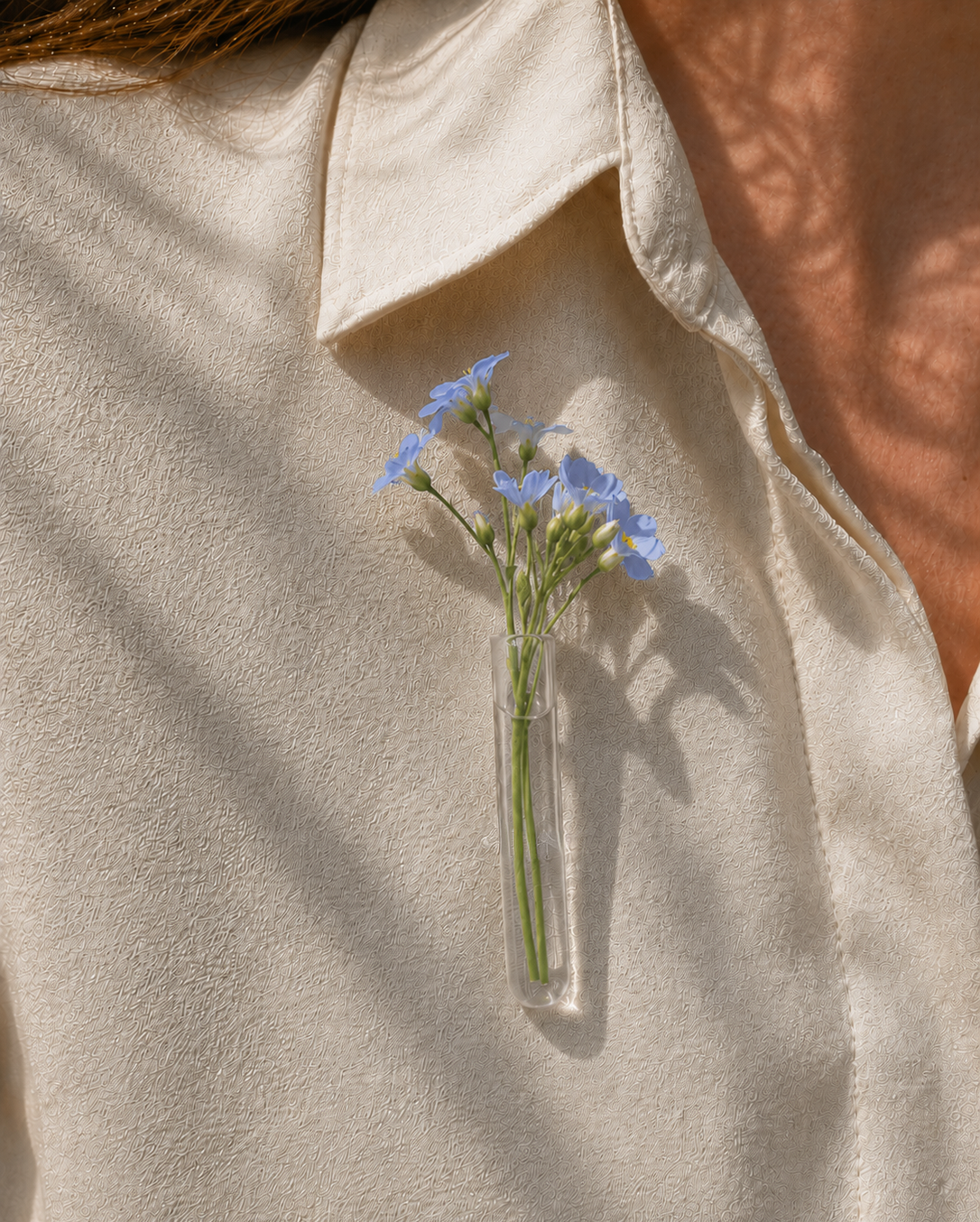 Walleaf Flower Brooch transparant
